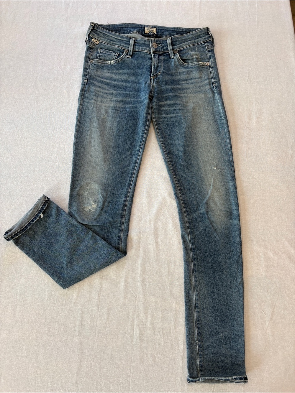 Citizens Of Humanity Slim Straight Jeans in Faded Blue